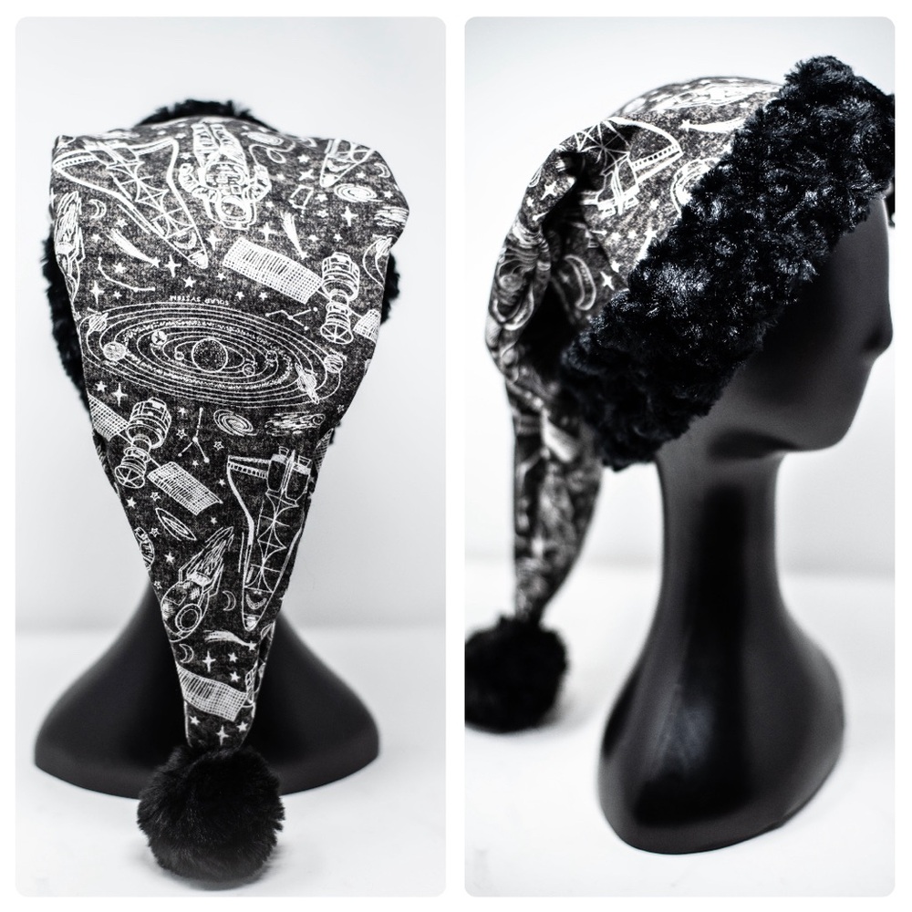 KÖLEKTIV KOUTURE: Cosmonaut Santa Hat